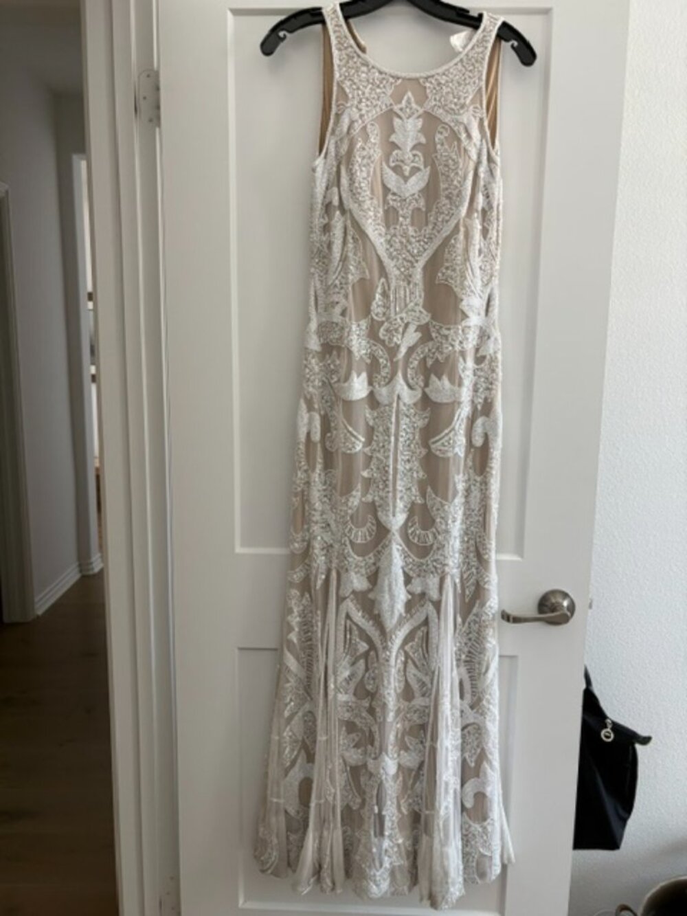long sequins dress (gorgeous) liner inside
